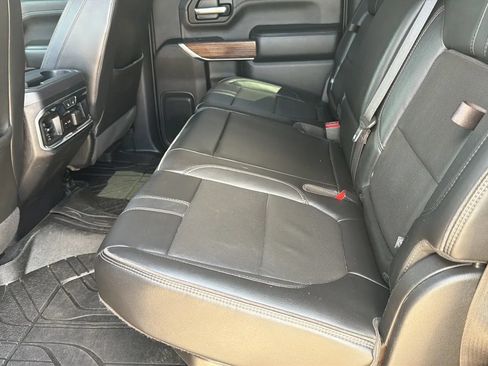 Used 2020 Chevrolet Silverado 2500 High Country w/ Technology Package AWD/4WD image 15