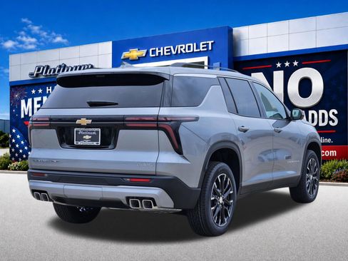 New 2026 Chevrolet Traverse LT w/ Sun and Wheel Package AWD/4WD image 5