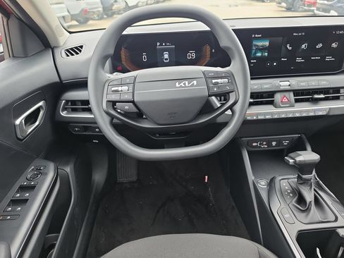 New 2026 Kia K4 FWD image 13