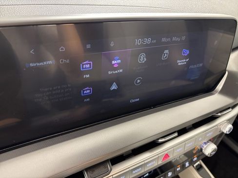 Used 2024 Kia Telluride S FWD image 38