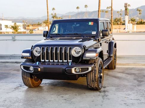 Certified 2023 Jeep Wrangler Unlimited Sahara image 4