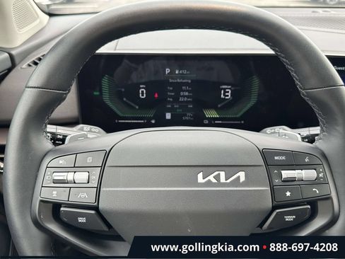 Certified 2026 Kia Sportage EX w/ EX Panoramic Sunroof Package AWD/4WD image 21