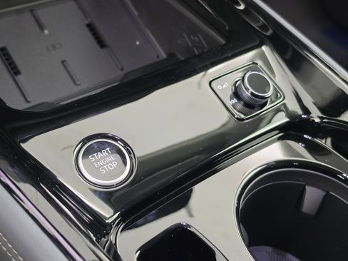 New 2026 Audi Q3 quattro 2.0T AWD/4WD image 45