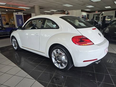 Used 2013 Volkswagen Beetle 2.5 FWD image 6