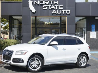 Used 2017 Audi Q5 2.0T Premium Plus w/ Technology Package
