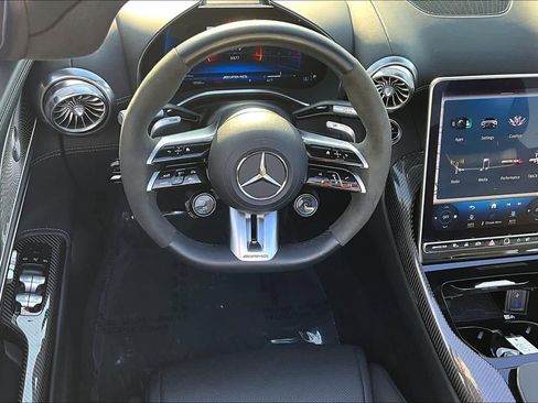 Used 2023 Mercedes-Benz SL 63 AMG 4MATIC image 6