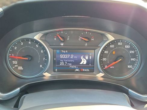 Used 2020 Chevrolet Equinox LT w/ Driver Convenience Package image 25