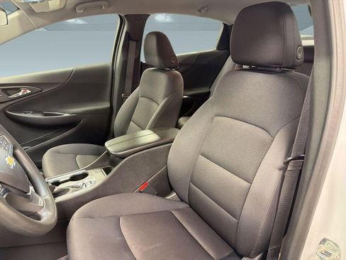 Used 2025 Chevrolet Malibu LT FWD image 21