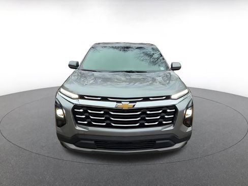 Used 2025 Chevrolet Equinox LT image 4