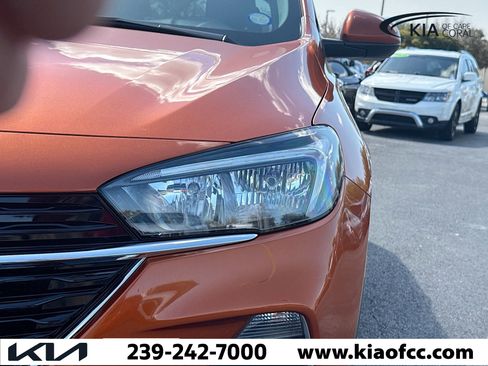 Used 2022 Buick Encore GX Select image 9