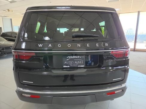 Used 2022 Jeep Wagoneer Series III w/ Rear Seat Video Group 1 AWD/4WD image 6