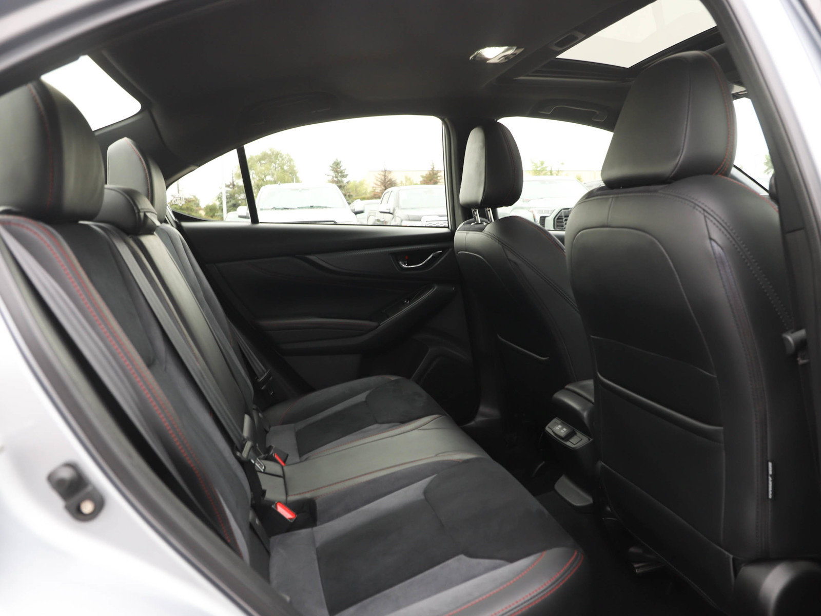 Used 2022 Subaru WRX Limited AWD/4WD image 12