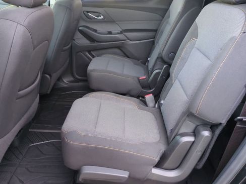 Used 2021 Chevrolet Traverse LT w/ LPO, Floor Liner Package image 18