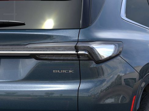 New 2026 Buick Enclave Avenir w/ Super Cruise Package FWD image 35