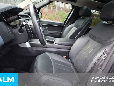 Used 2025 Land Rover Range Rover Long Wheelbase SE image 16