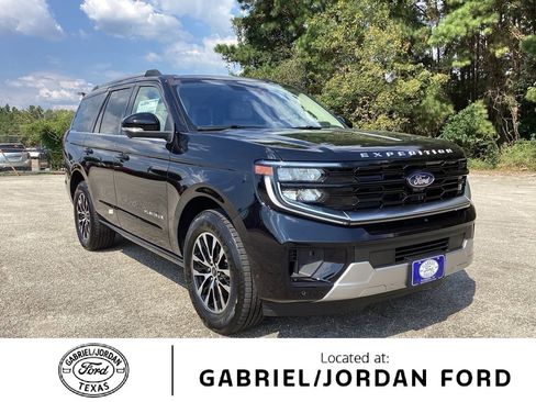 New 2025 Ford Expedition Platinum image 1