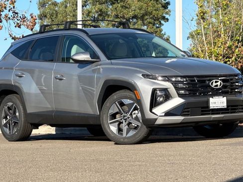 New 2026 Hyundai Tucson SEL image 2