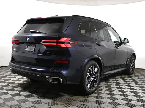 Used 2024 BMW X5 xDrive40i w/ M Sport Package AWD/4WD image 11