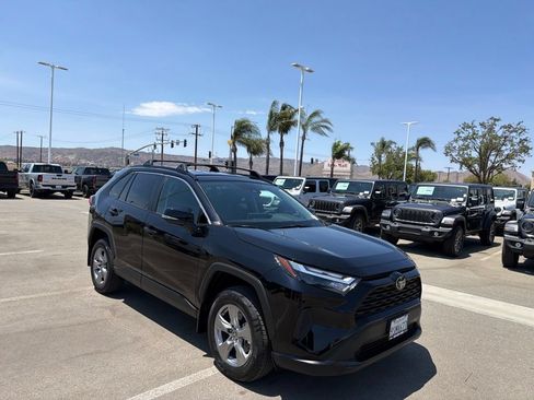 Used 2025 Toyota RAV4 XLE FWD image 2