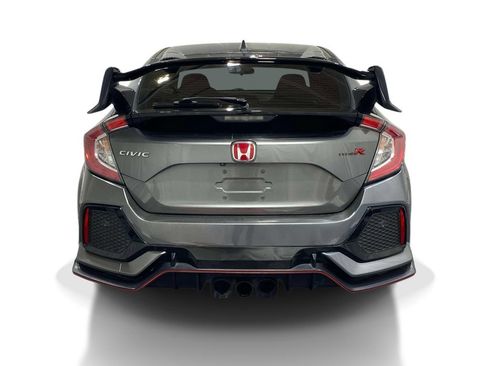 Used 2017 Honda Civic Type R image 3