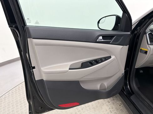 Used 2016 Hyundai Tucson SE w/ Option Group 02 FWD image 22
