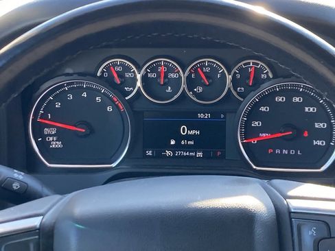 Used 2021 Chevrolet Silverado 1500 LT image 15