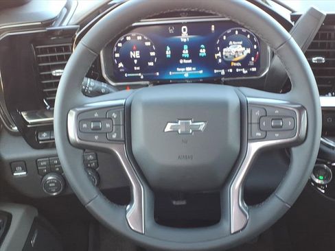 New 2026 Chevrolet Silverado 2500 ZR2 image 16