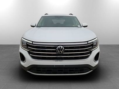 Used 2024 Volkswagen Atlas SE