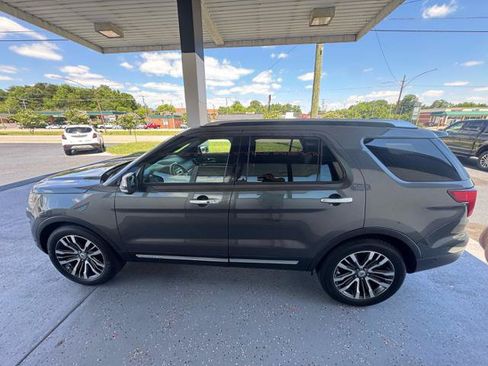 Used 2016 Ford Explorer Platinum AWD/4WD image 6