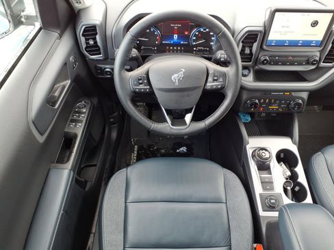 Used 2023 Ford Bronco Sport Outer Banks image 11