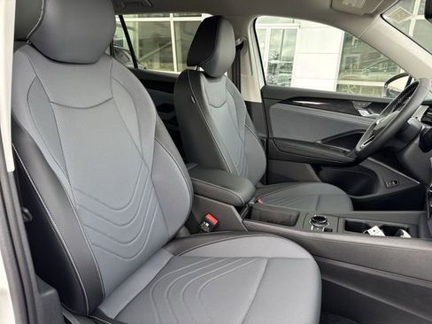 New 2026 Volkswagen Tiguan SE AWD/4WD image 26