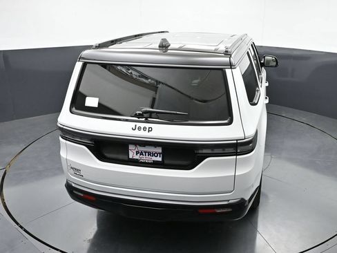New 2026 Jeep Grand Wagoneer Summit AWD/4WD image 51