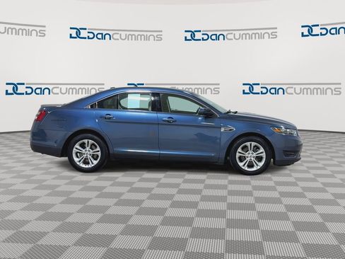 Used 2018 Ford Taurus SEL w/ Equipment Group 201A image 2