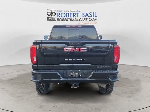 Used 2023 GMC Sierra 3500 Denali w/ Denali Black Diamond Edition image 3