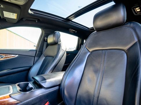 Used 2018 Lincoln MKX Reserve w/ Driver Assistance Package image 6