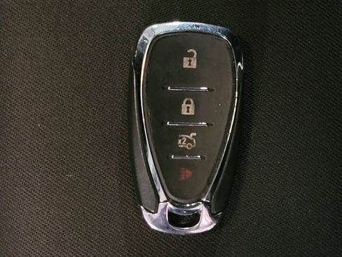 Used 2022 Chevrolet Malibu LS FWD image 32