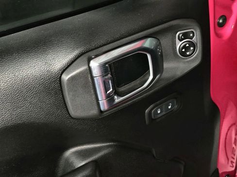 Used 2020 Jeep Gladiator Sport w/ Quick Order Package 24S AWD/4WD image 13