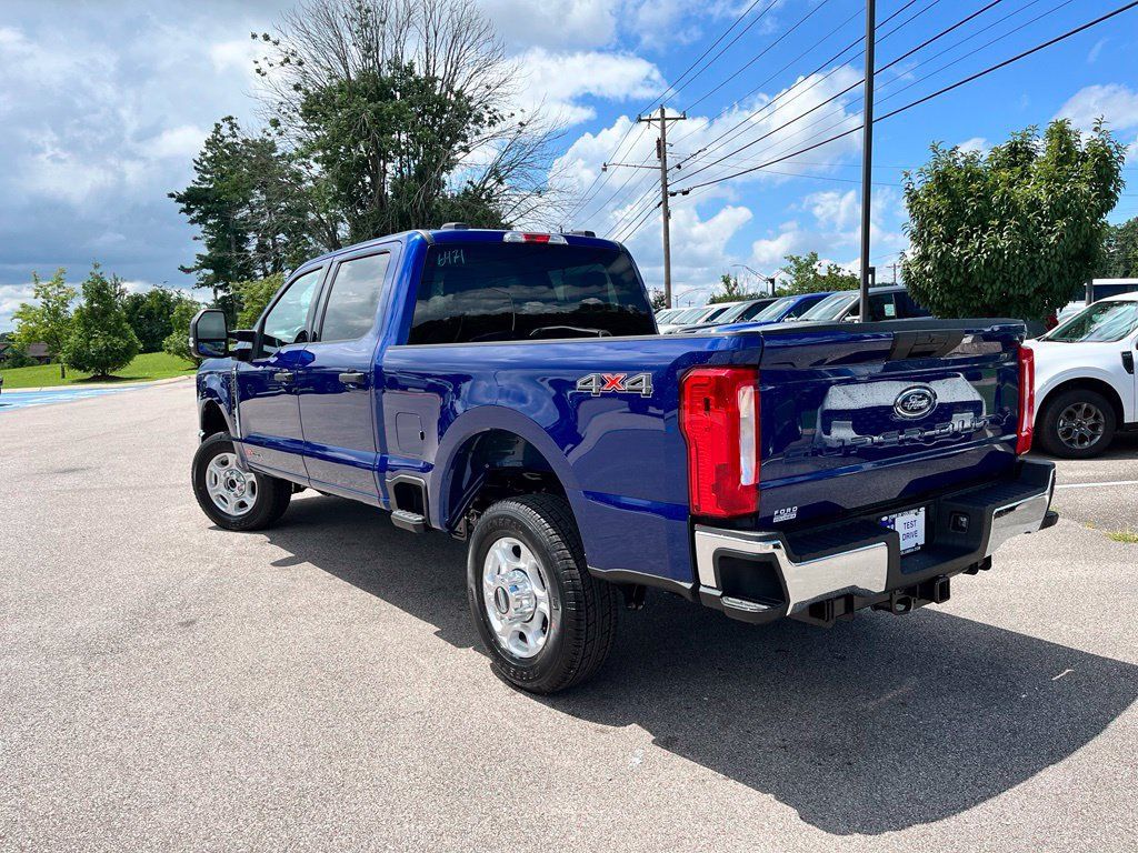 New 2026 Ford F250 XLT AWD/4WD image 4