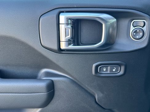 New 2026 Jeep Wrangler Unlimited Sport image 10