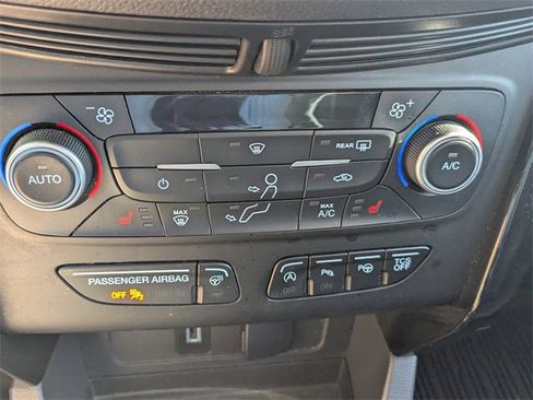 Used 2018 Ford Escape Titanium image 11