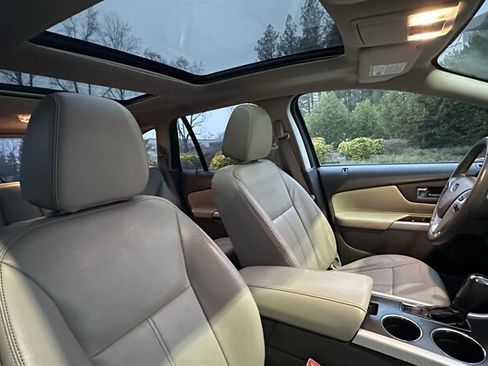Used 2014 Ford Edge SEL w/ Equipment Group 205A image 16
