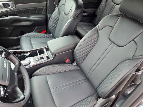 New 2026 Kia Sorento SX Prestige AWD/4WD image 17