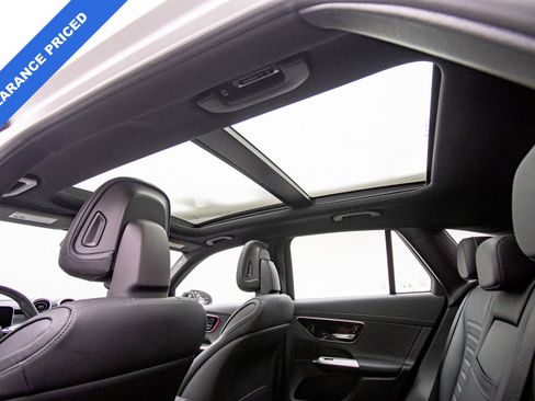 Used 2025 Mercedes-Benz GLC 43 AMG 4MATIC image 24