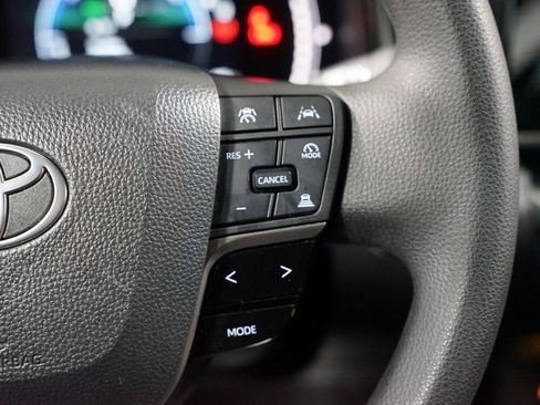 Certified 2025 Toyota Camry LE image 13