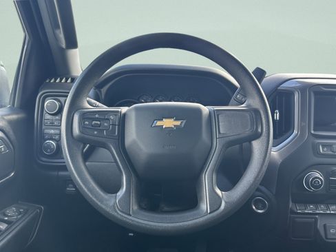 Used 2023 Chevrolet Silverado 1500 Custom image 19
