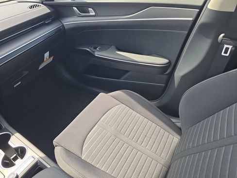 New 2026 Kia K5 LXS FWD image 15