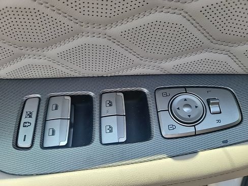 Used 2022 Hyundai Palisade Calligraphy FWD image 9