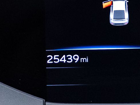Used 2023 Toyota Prius Prime Premium w/ Advanced Technology Package FWD image 37