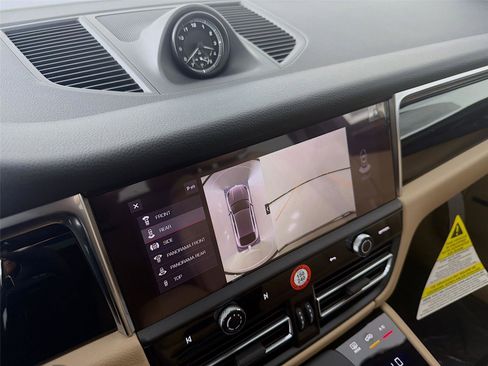 New 2026 Porsche Macan Turbo image 18