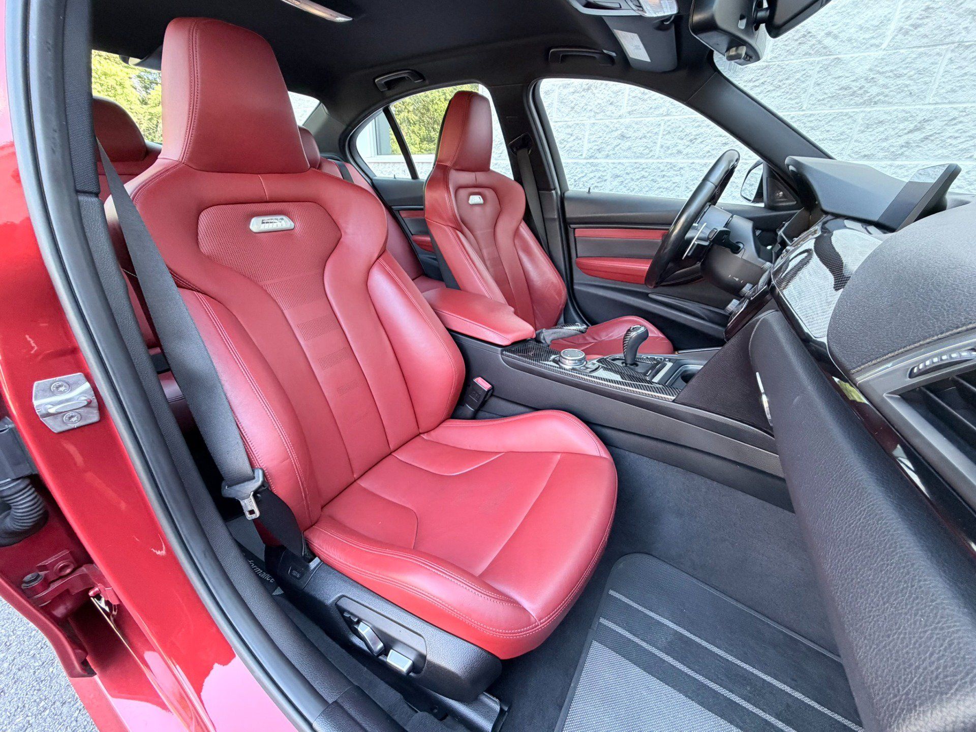 Used 2016 BMW M3 RWD image 39